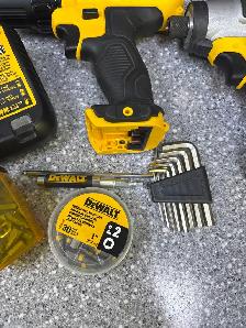 Dewalt 13V Drill/Impact Kit With 2X Batts Charger Bag - Photo 6