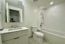 YONGE RICH 1-bedroom Den for rent $2,500 /month Hydro - Photo 8