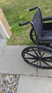 Roscoe  medical wheelchair - Photo 2
