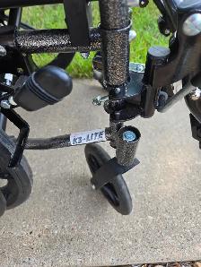 Roscoe  medical wheelchair - Photo 6