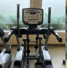 True Fitness CS400 Elliptical