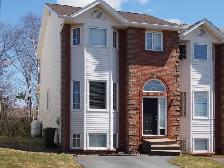3 Bedroom End Unit Townhouse in Russell Lake Dartmouth