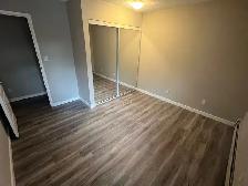 Spacious 3-bed living with a private balcony at Woodland Terrace - Photo 8