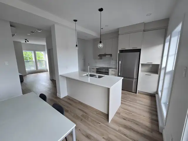 Centre-Ville St-Hyacinthe - 5 sept 2026 - Grand 4 1/2