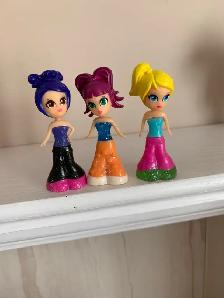 3POUPÉES NEUVES BRILLANTES 3'HAUT: $2.00 CHA OU $5.00 POUR LES 3