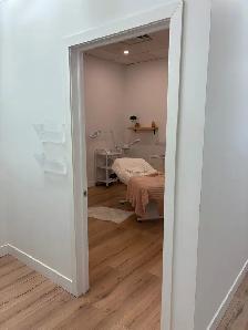 ✨ OPPORTUNITÉ RARE À BLAINVILLE – LOCAL PROFESSIONNEL ✨ - Photo 11