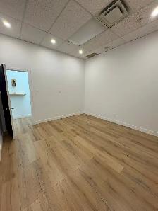 ✨ OPPORTUNITÉ RARE À BLAINVILLE – LOCAL PROFESSIONNEL ✨ - Photo 12
