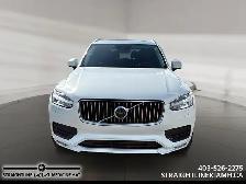2022 Volvo XC90 Momentum 7 Passenger, Luxury interior and comfor - Photo 2
