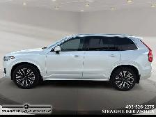 2022 Volvo XC90 Momentum 7 Passenger, Luxury interior and comfor - Photo 5