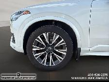 2022 Volvo XC90 Momentum 7 Passenger, Luxury interior and comfor - Photo 7