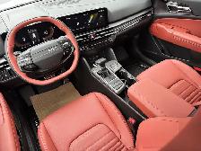 2026 Kia Sportage EX Premium AWD, Panoramic Sunroof & Heated/Coo - Photo 10