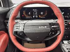 2026 Kia Sportage EX Premium AWD, Panoramic Sunroof & Heated/Coo - Photo 12