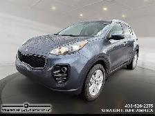 2018 Kia Sportage LX low kms, heated seats, all wheel drive comf