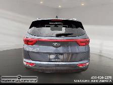 2018 Kia Sportage LX low kms, heated seats, all wheel drive comf - Photo 3