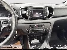 2018 Kia Sportage LX low kms, heated seats, all wheel drive comf - Photo 14