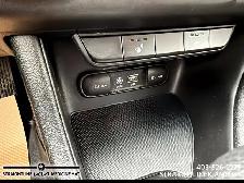2018 Kia Sportage LX low kms, heated seats, all wheel drive comf - Photo 16