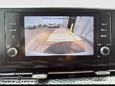 2022 Kia Carnival LX One Owner, Remote Start, 3rd Row Seating, A - Photo 17