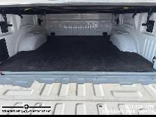 2023 Ford F-150 LARIAT Leather Interior, Heated & Cooled Seats, - Photo 17