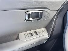 2027 Kia Seltos EX AWD all new design, advanced safety features, - Photo 11