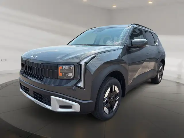 2027 Kia Seltos LX AWD AWD capability, new design, compact SUV,