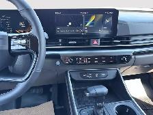 2027 Kia Carnival LX Family focused, spacious cargo, stylish des - Photo 14