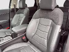 2026 Kia Sportage EX Premium Gravity Grey, Panoramic Sunroof, Co - Photo 9