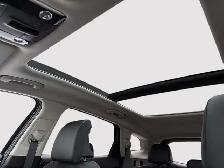 2026 Kia Sportage EX Premium Gravity Grey, Panoramic Sunroof, Co - Photo 17
