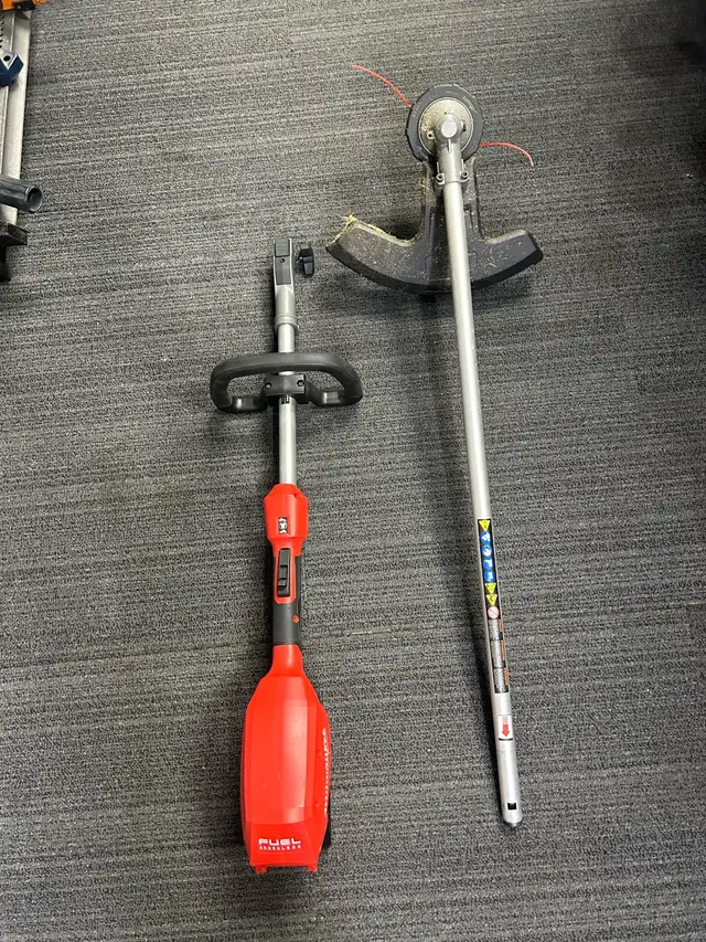 Milwaukee 2825 M18 Fuel Powerhead & 49-16-27 Trimmer