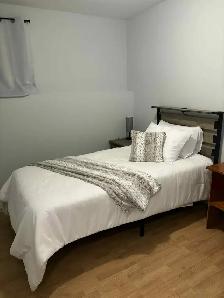 3 BEDROOM, 1 1/2 BATH - Photo 6