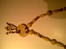 BEAU COLLIER NEUF UNIQUE BEIGE, BRUN OR DE 18'DE HAUT: $5.00 - Photo 2