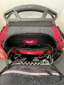 MILWAUKEE 15" STRUCTURED TOOL BAG 48-22-8316 - Photo 4