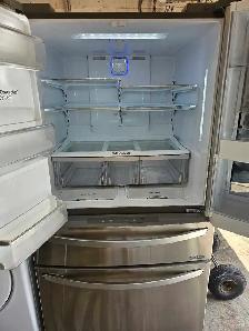 LG REFRIGERATOR 36' - Photo 2