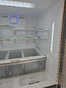LG REFRIGERATOR 36' - Photo 4