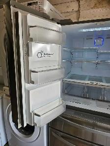 LG REFRIGERATOR 36' - Photo 8