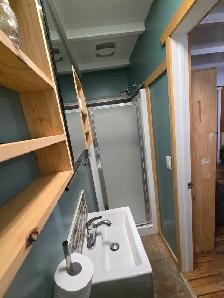 Efficiency room for rent - Photo 8