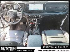 2025 Jeep Wrangler Rubicon X - Photo 10
