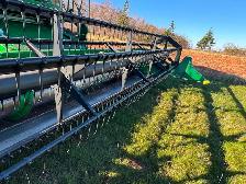John Deere Combine - Photo 5