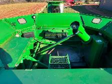 John Deere Combine - Photo 10