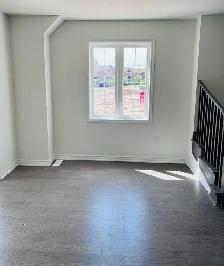 HOUSE FOR LEASE PRIME LOCATION OF BRAMPTON - 4 BEDS & 3 BATHS - Photo 4