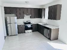 HOUSE FOR LEASE PRIME LOCATION OF BRAMPTON - 4 BEDS & 3 BATHS - Photo 5