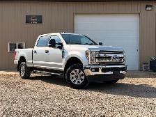 2019 Ford F-250 XLT FX4 6.2L - Photo 2