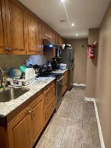 Big private room for rent - Photo 5
