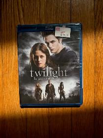 BLU-RAY DU FILM TWILIGHT LA FASCINATION FLAMBANT NEUF!