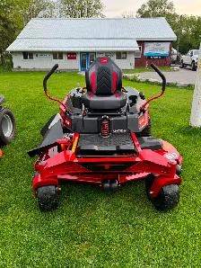 Toro 60' TITAN® MyRIDE® (76614) Zero Turn Mower