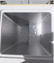 Apartment Size Freezer - Photo 3