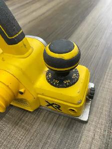 Dewalt DCP580 Planer - Photo 3