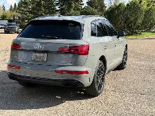 2021 Audi Q5 Technik - Clean and Fully Loaded - Private Sale! - Photo 7