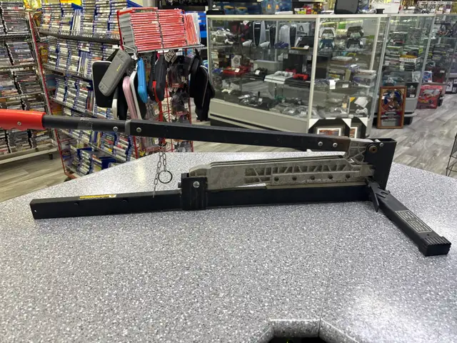 ROBERTS 9" FLOORING CUTTER