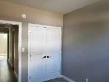 3 Bed Triplex - Photo 10