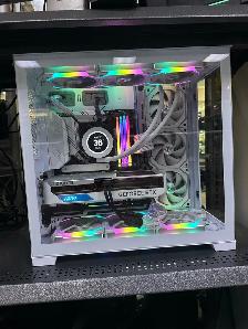 Custom PC Ryzen 9 5900X RT4070 TI 32GB DDR4 2TB SSD